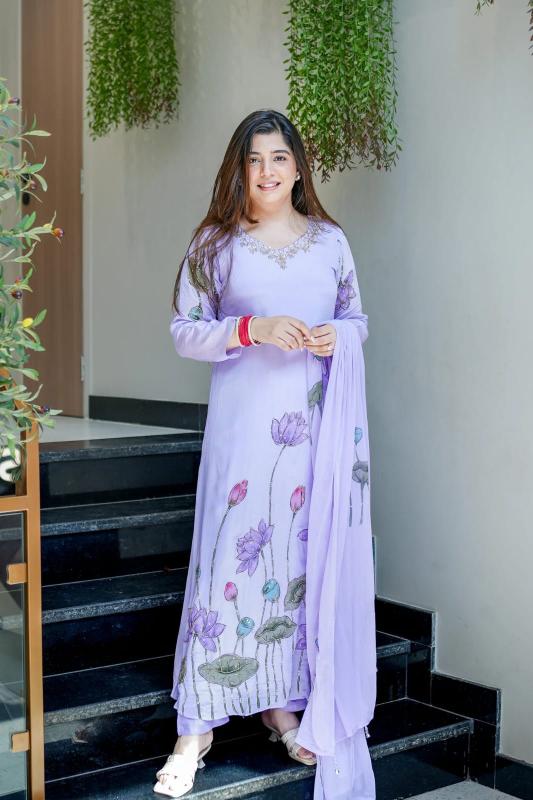 Nama’s Floral Grace Embroidered Anarkali Set