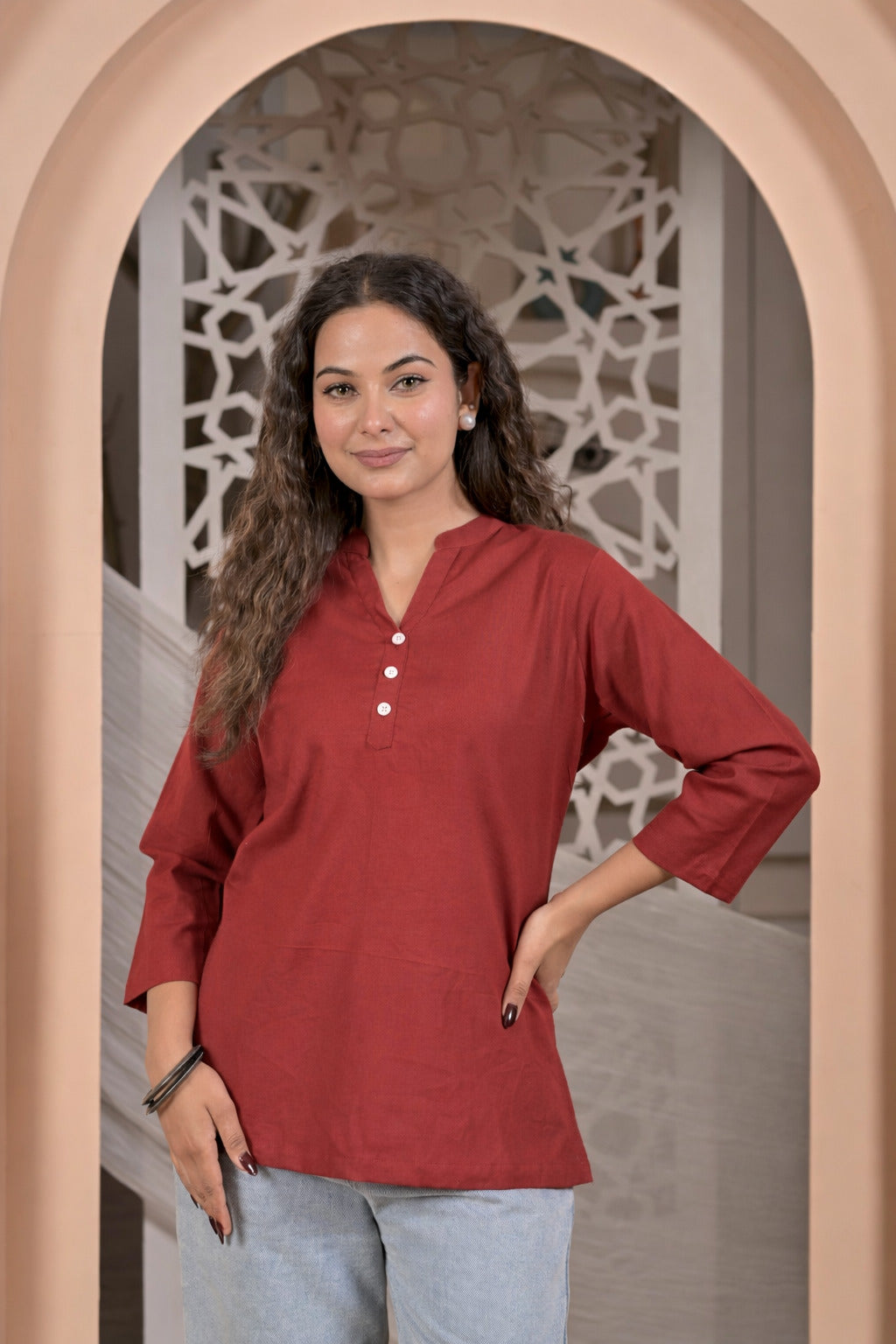 Nama’s Women Solid Black Straight Kurti Top