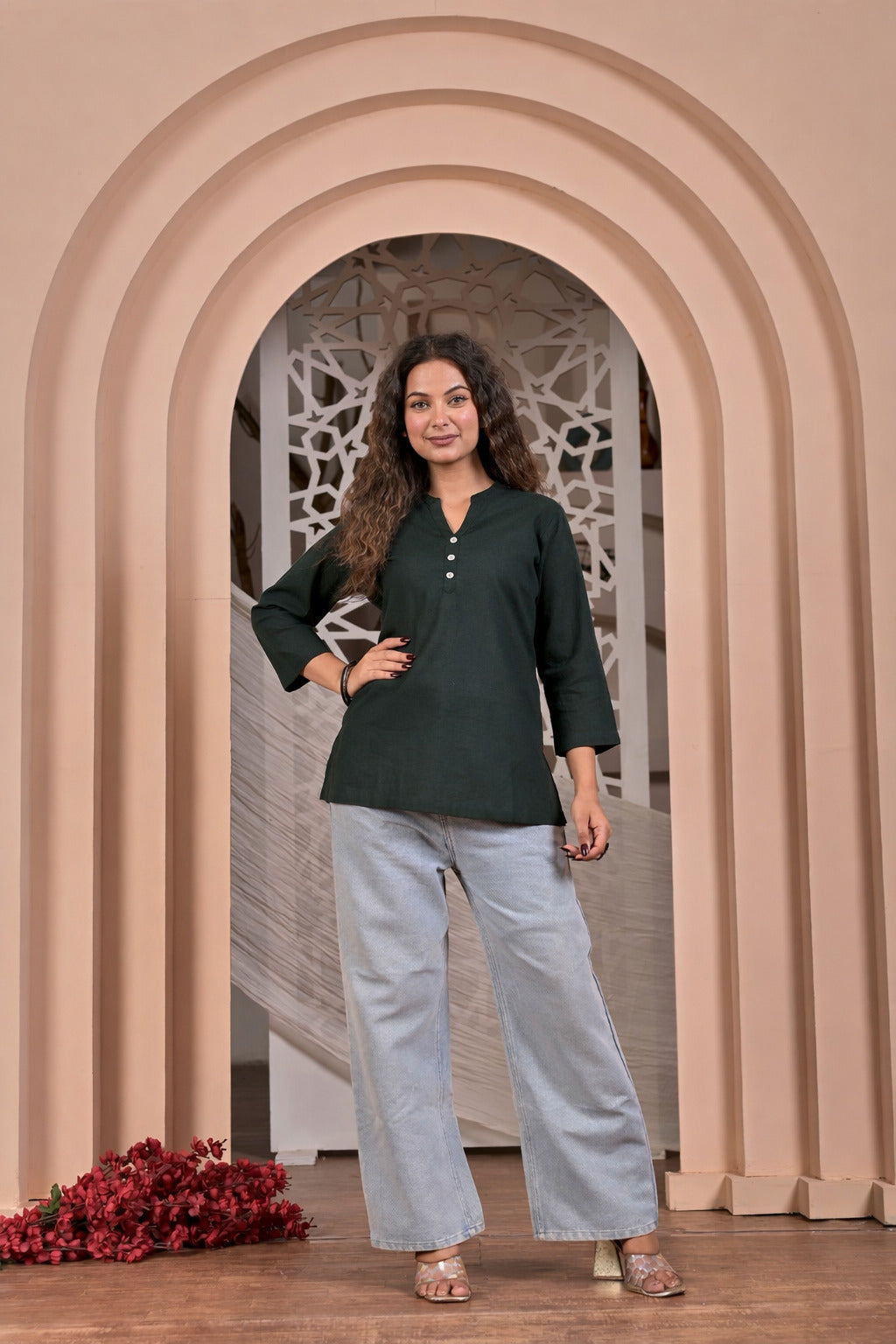 Nama’s Women Solid Black Straight Kurti Top