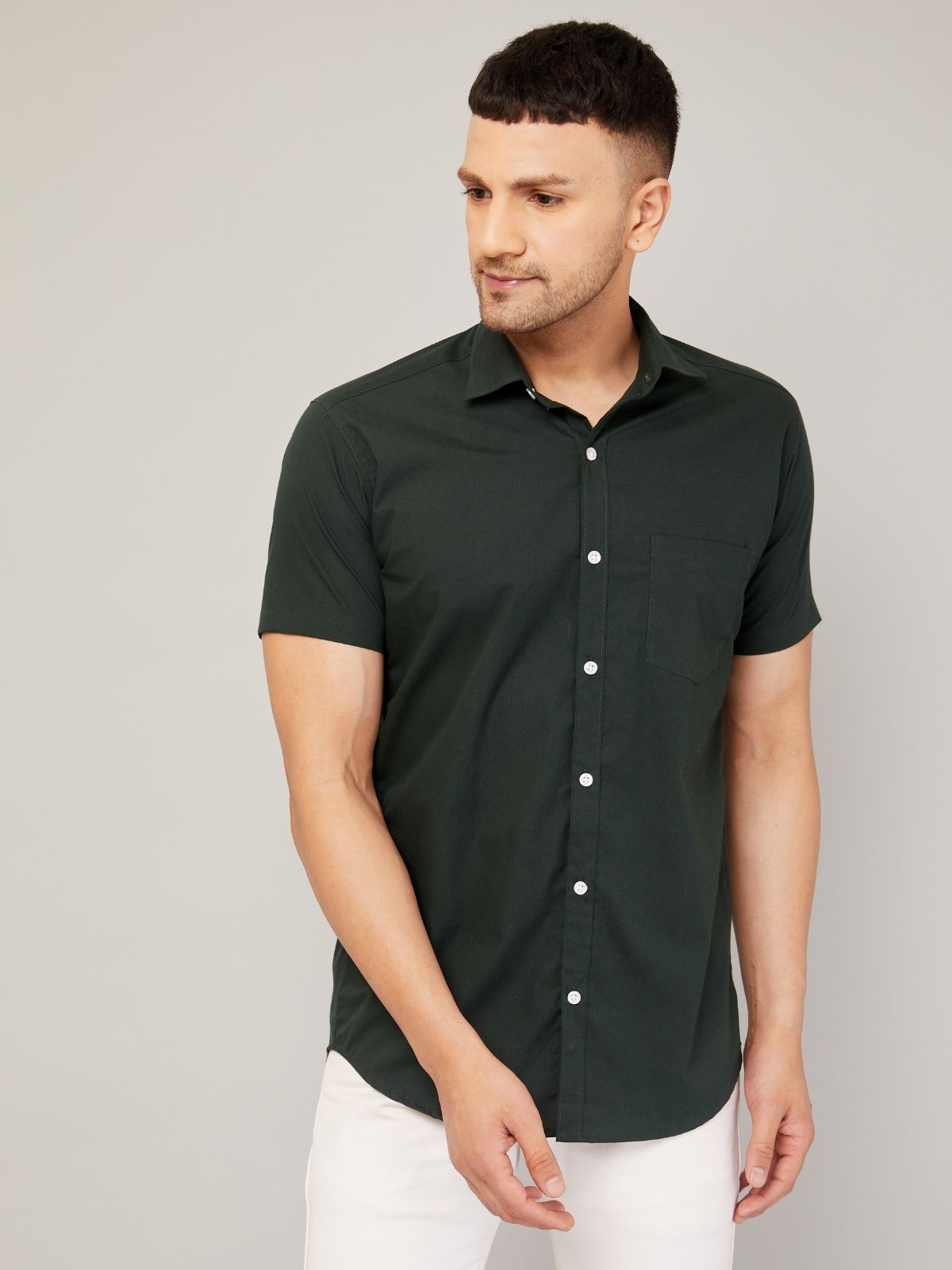 Louis Monarch's Men Regular Fit Solid Dark Green Spread Collar Casual Half Shirt