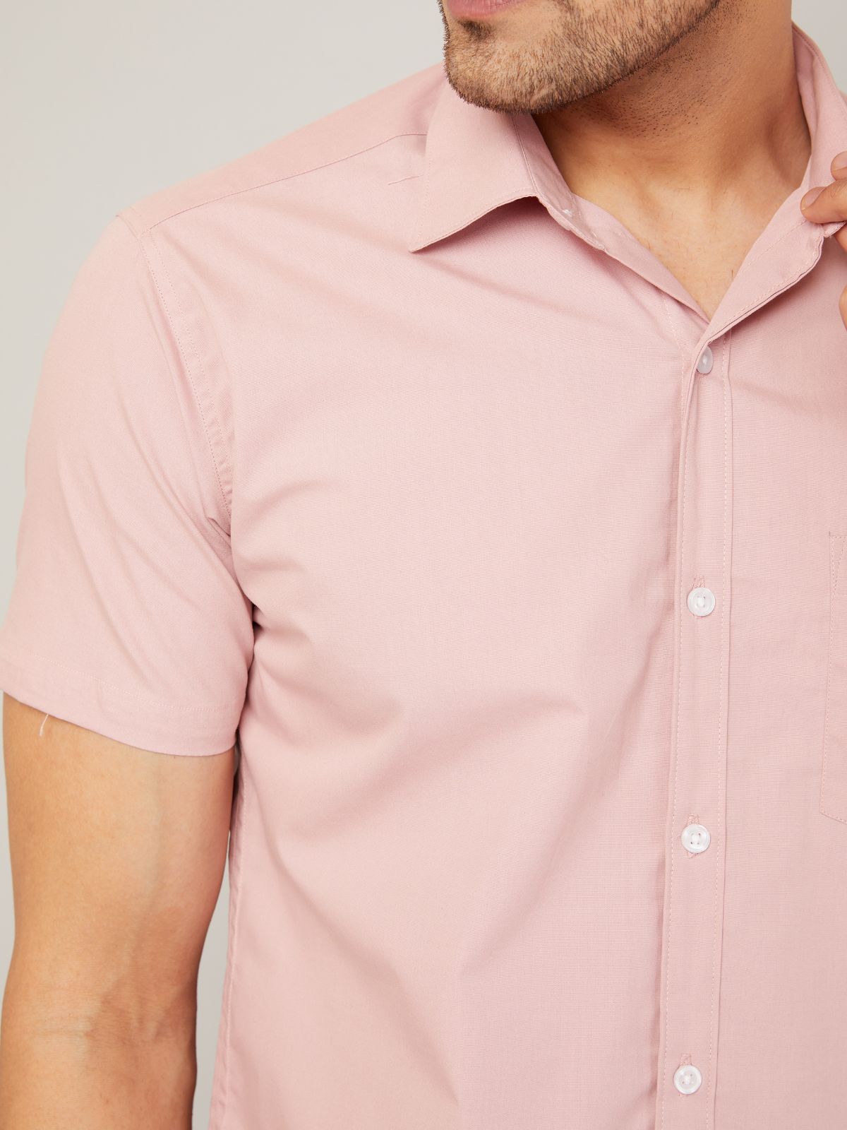 Louis Monarch's Men Regular Fit Solid Light Peach Spread Collar Casual Half Shirt