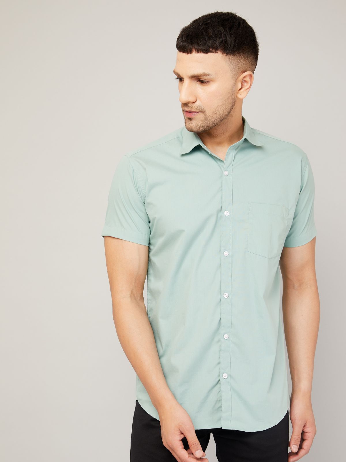 Louis Monarch's Men Regular Fit Solid Pista Spread Collar Casual Half Shirt