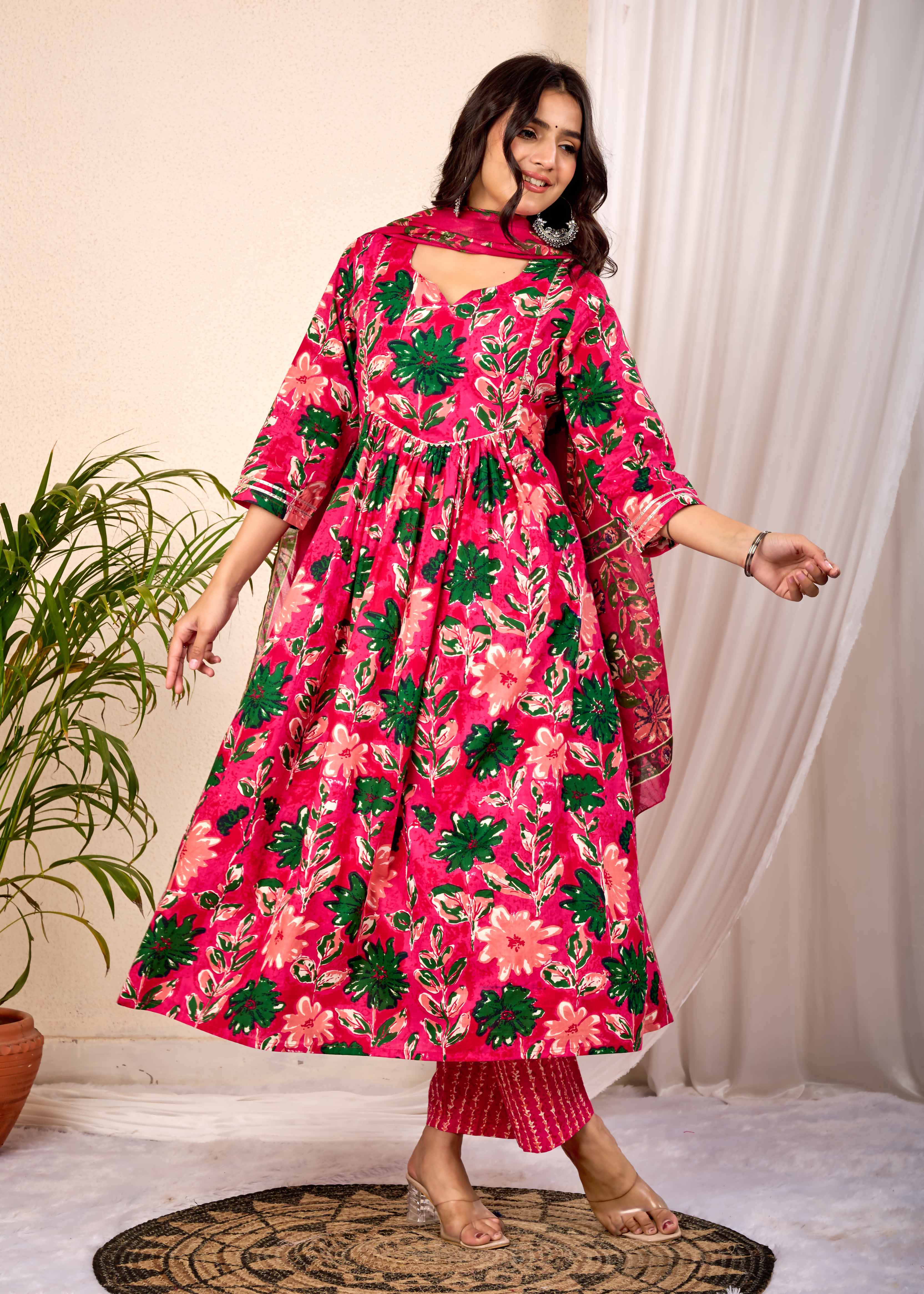 SEHER RANI HAND CRAFTED COTTON SUIT SET
