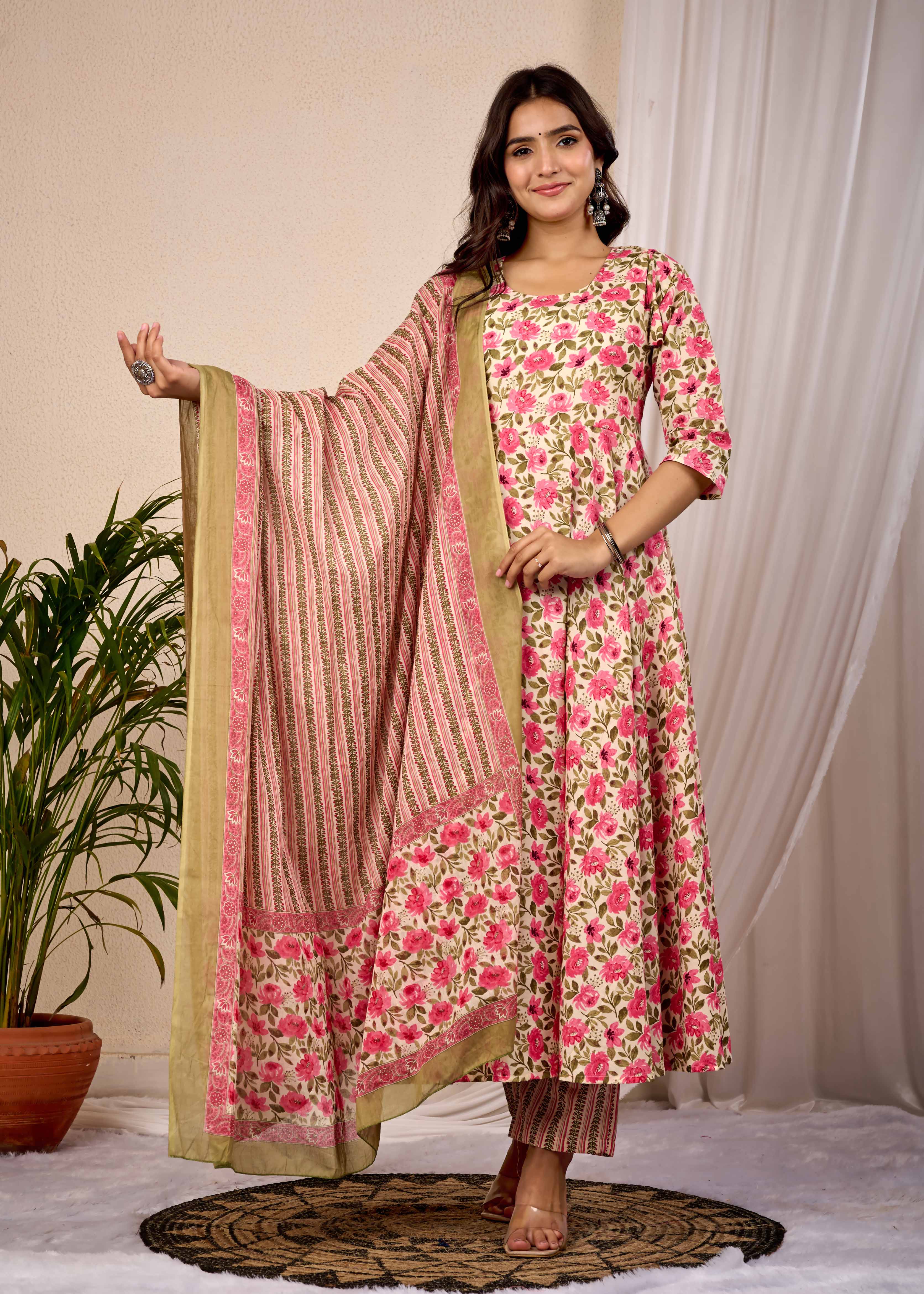 PEACHY PEACH HAND CRAFTED COTTON SUIT SET