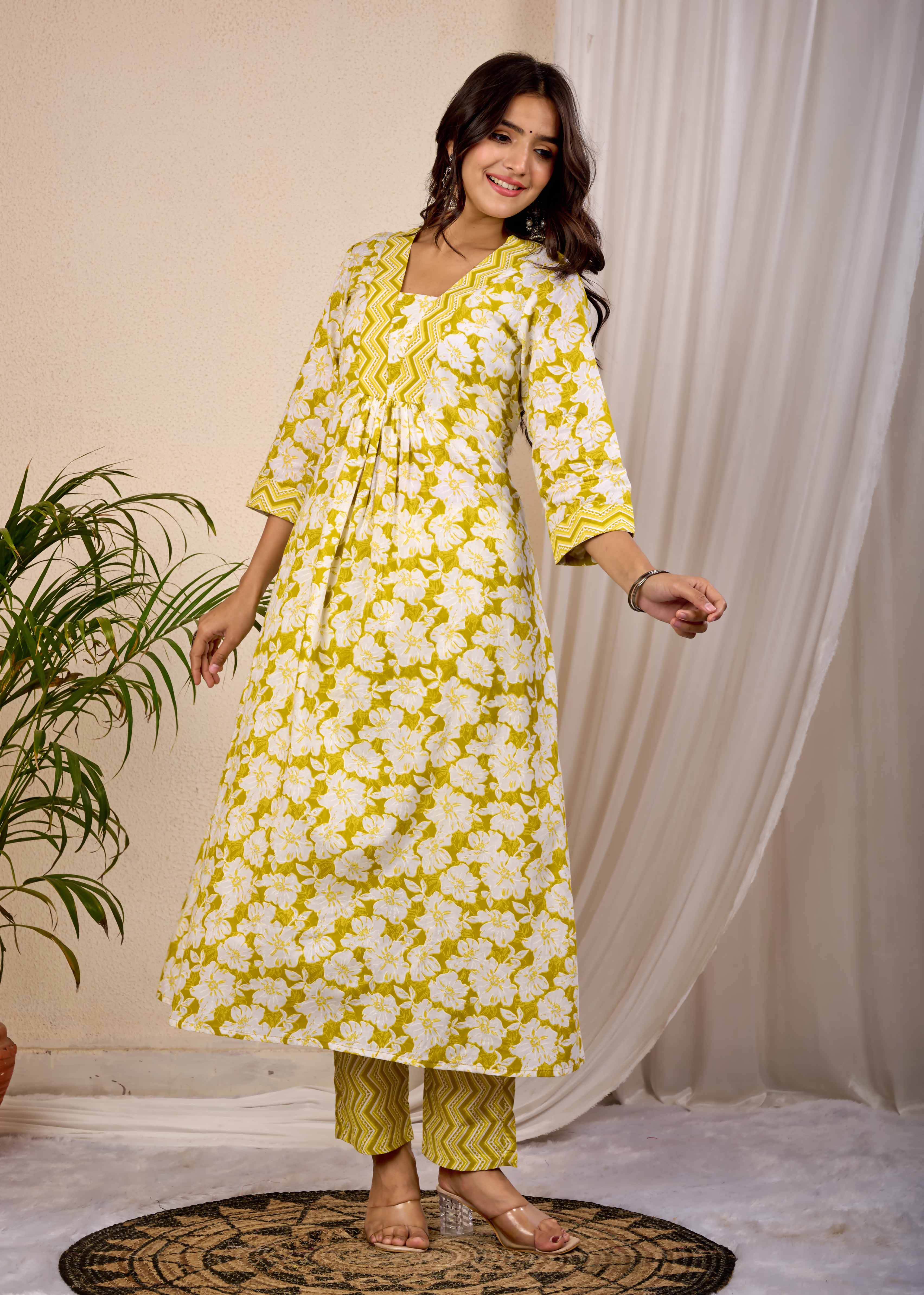 BUTTERFLY BLUSH HAND CRAFTED COTTON SUIT SET