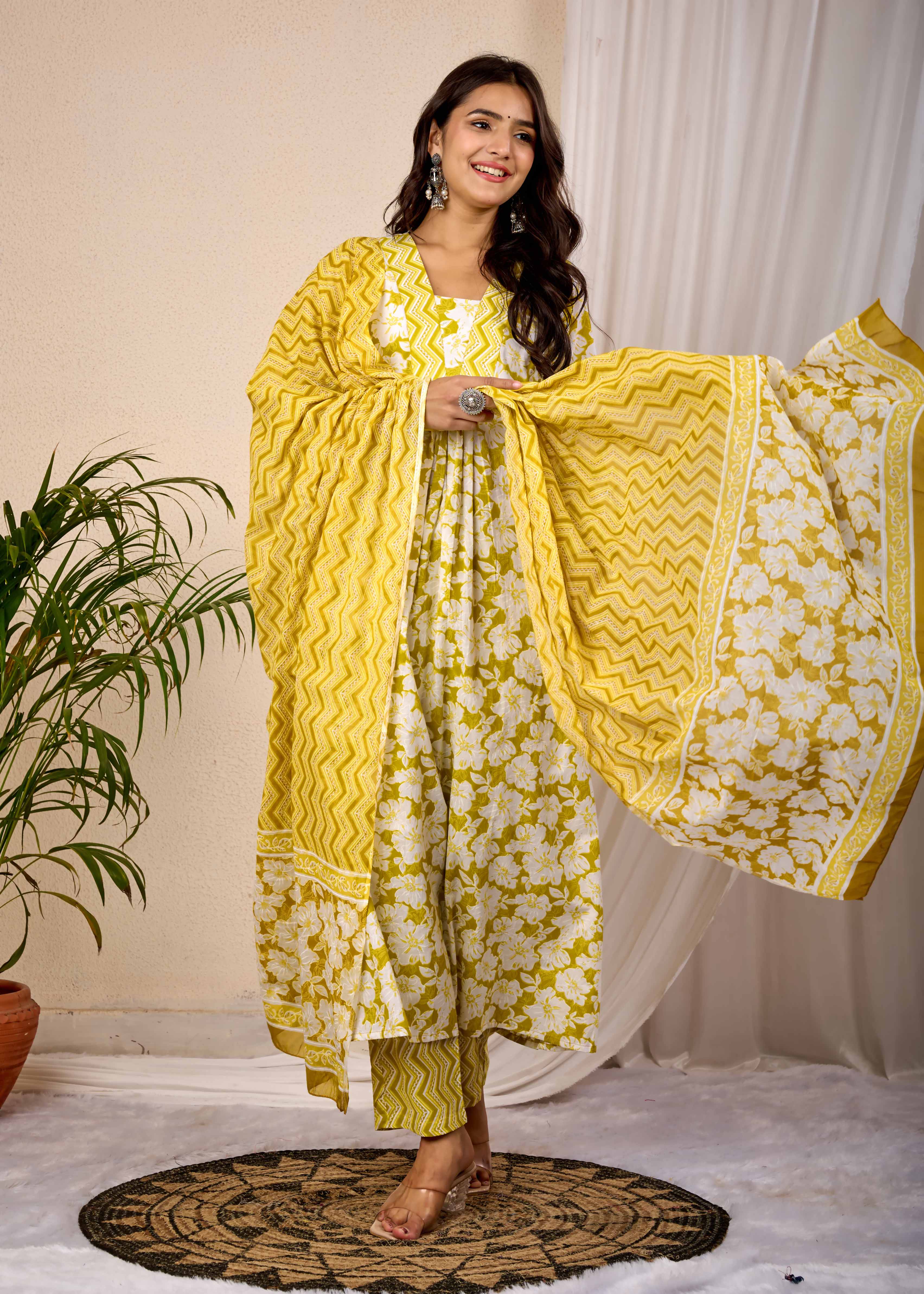 BUTTERFLY BLUSH HAND CRAFTED COTTON SUIT SET