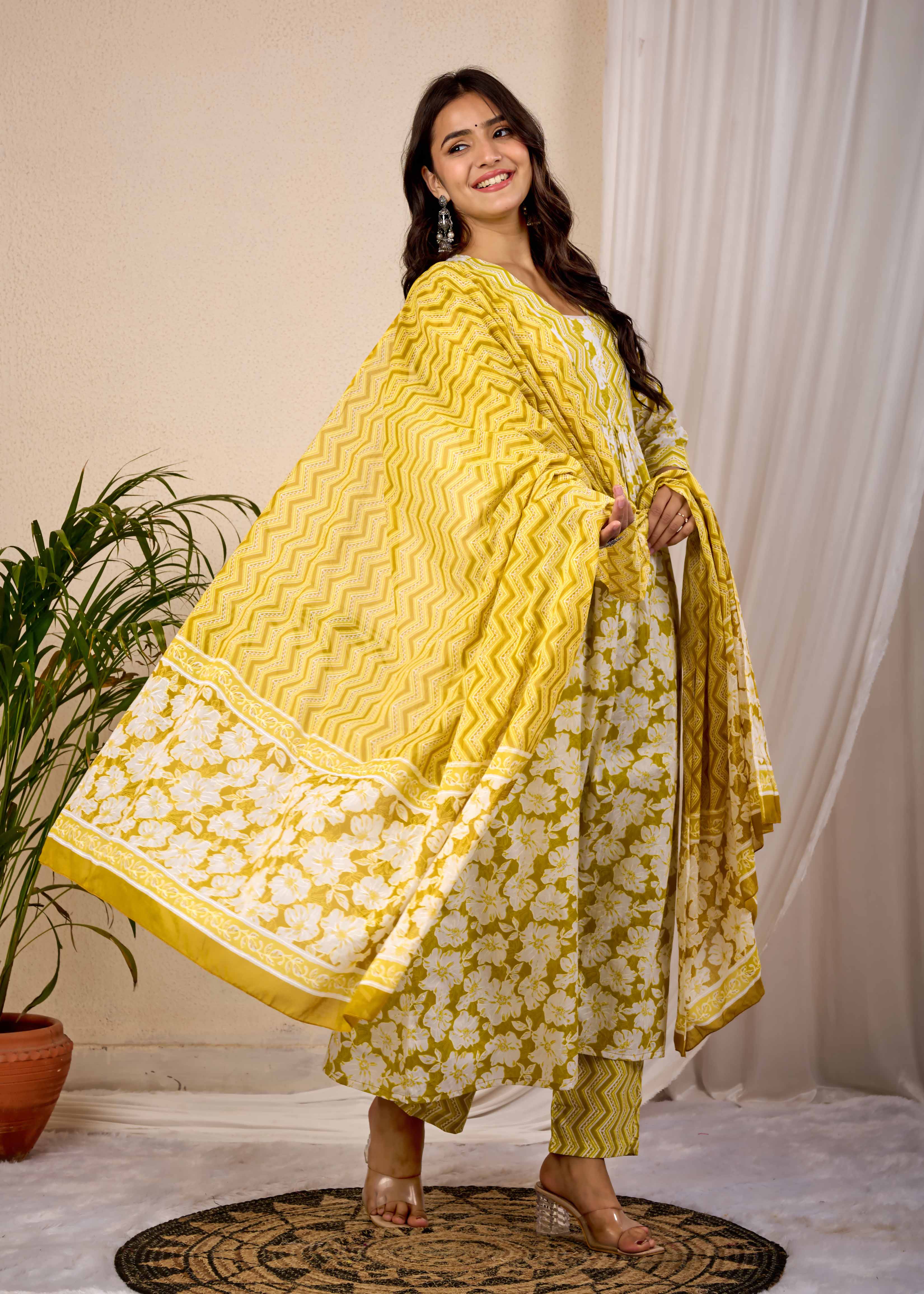 BUTTERFLY BLUSH HAND CRAFTED COTTON SUIT SET