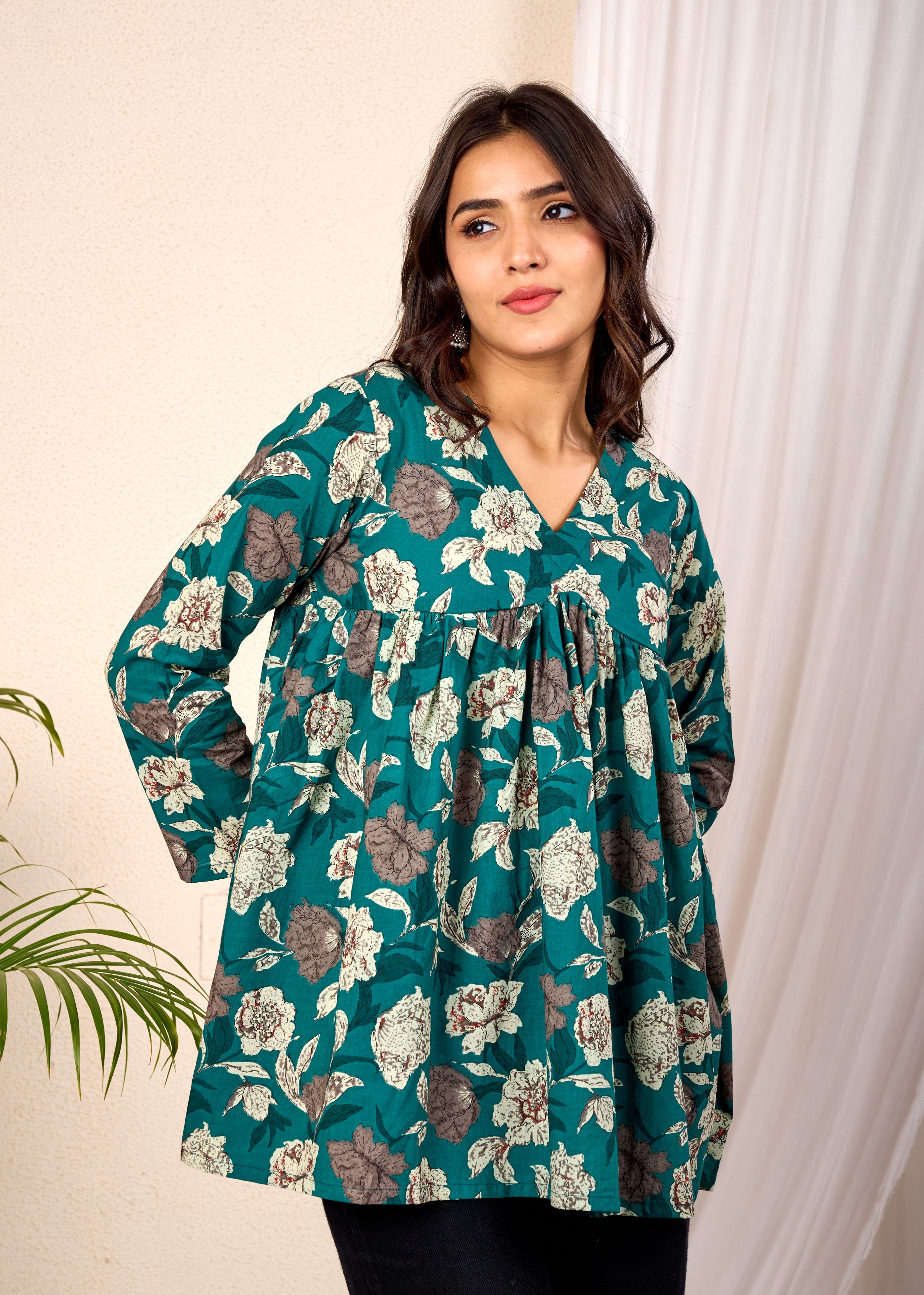 RASIKA GREEN HAND CRAFTED FLORAL PEPLUM TOP