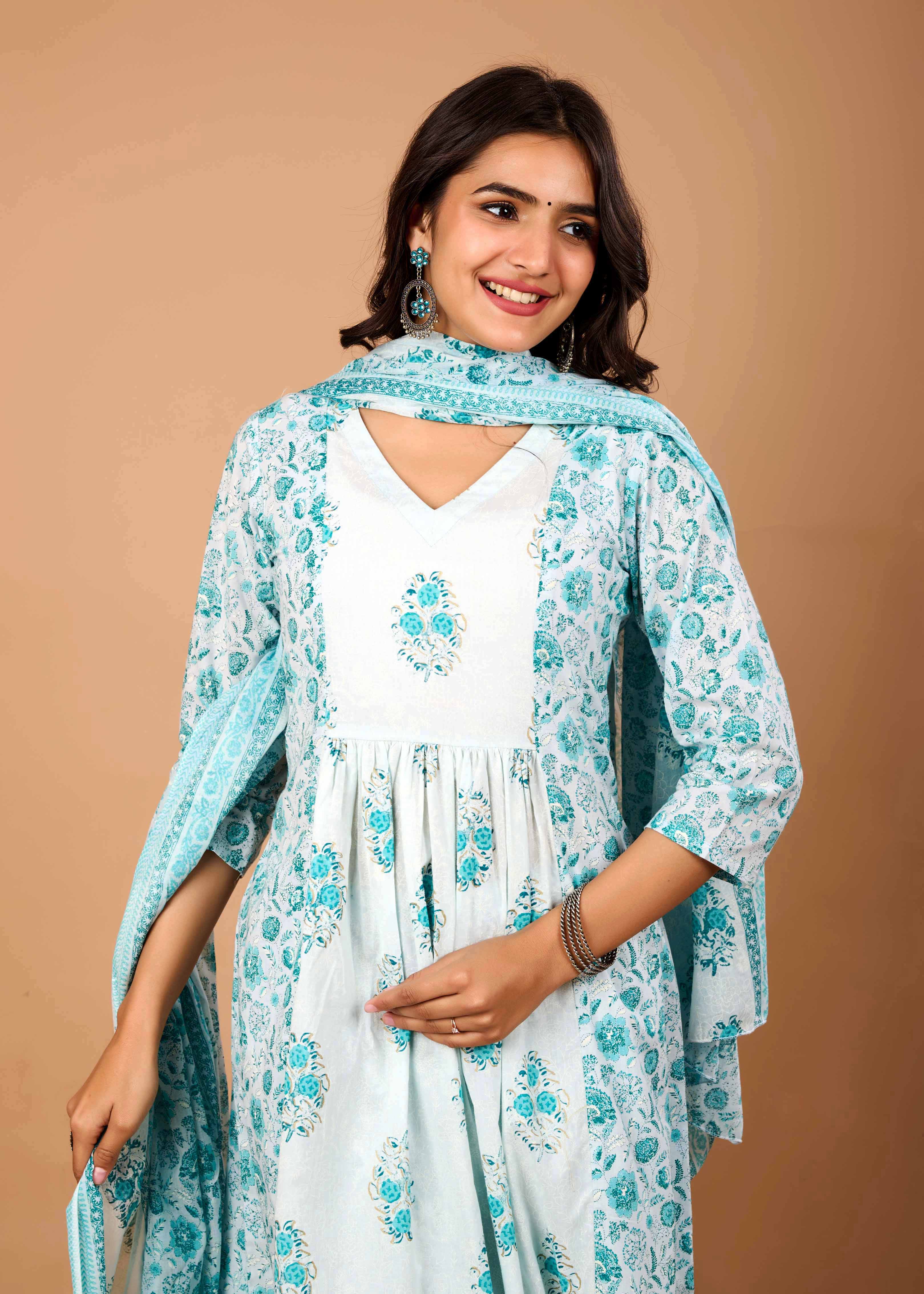 KLARA  GREEN HAND CRAFTED COTTON SUIT SET