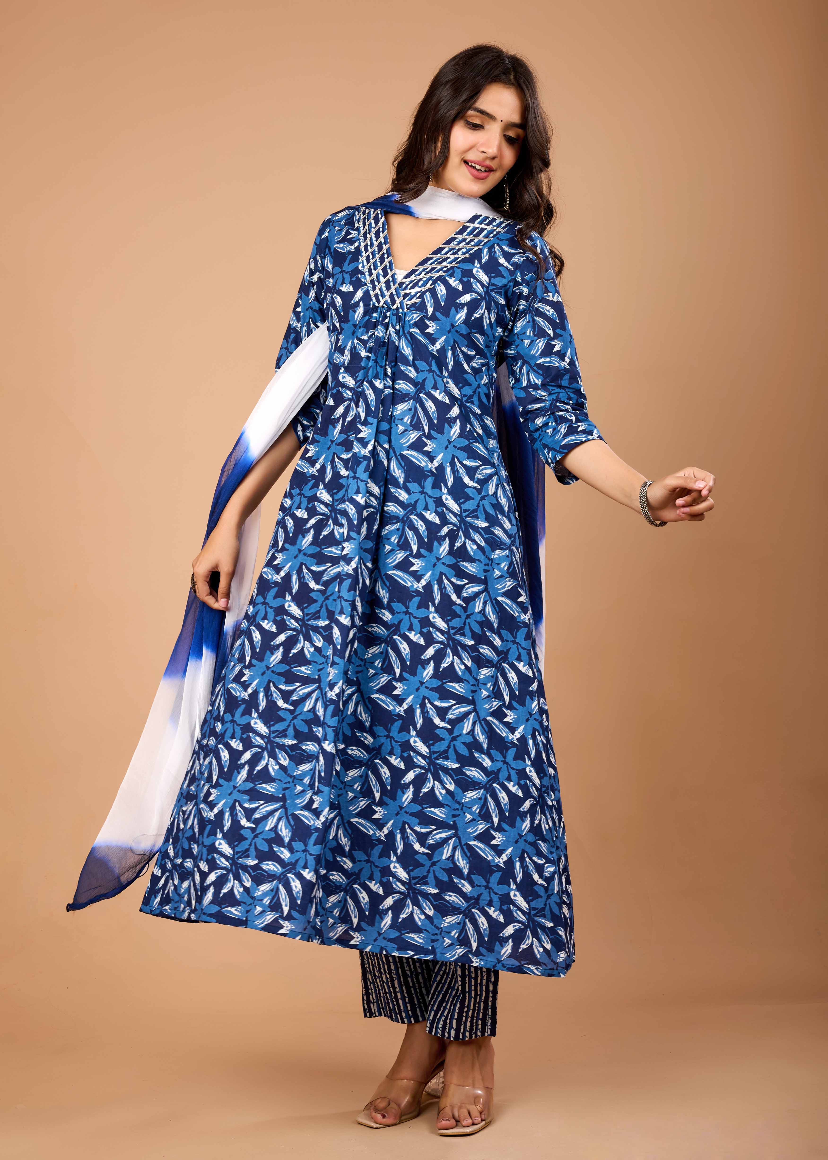 INDIGO BLUE HAND CRAFTED COTTON SUIT SET