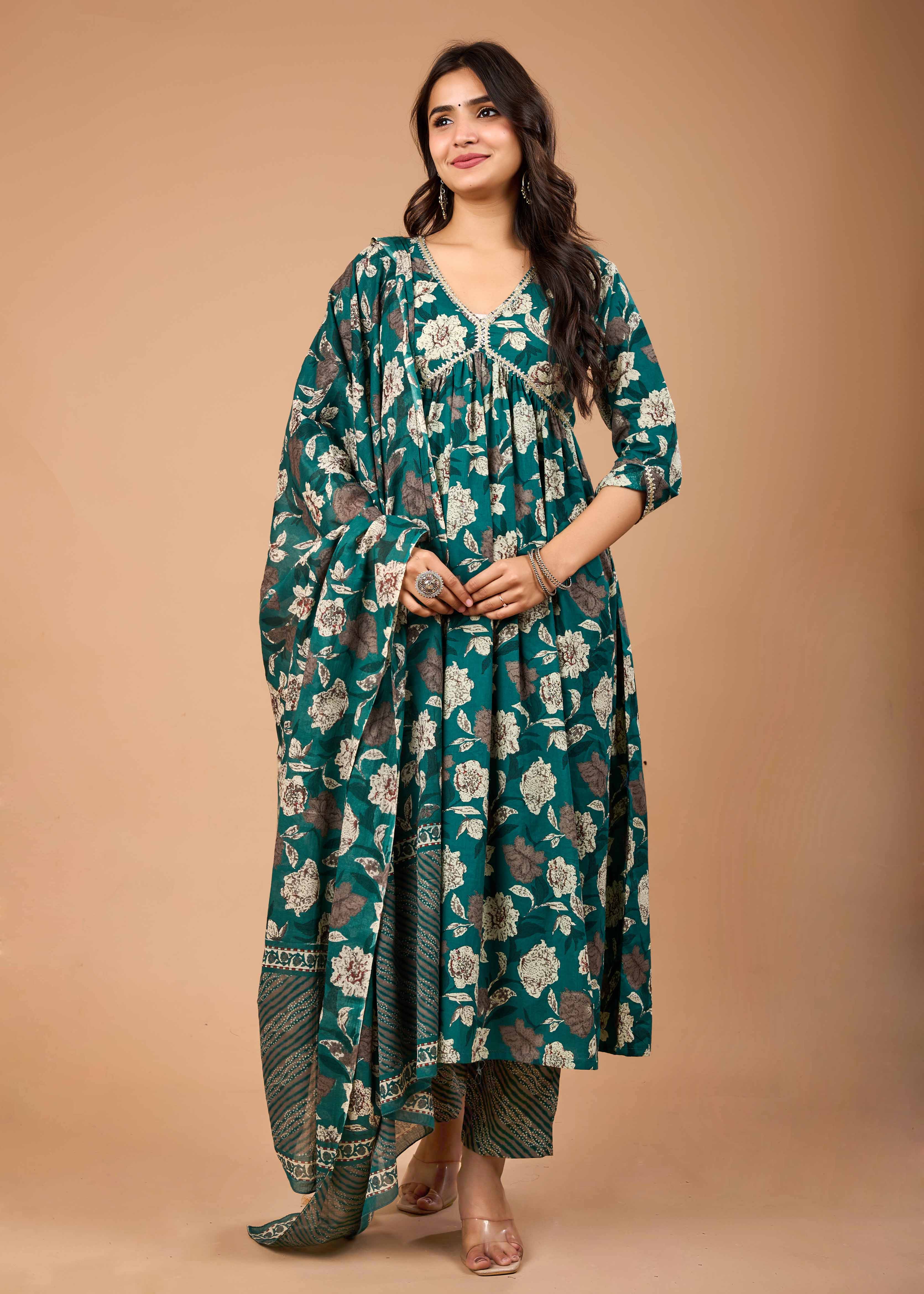 AARNA GREEN HAND CRAFTED FLORAL ANRAKALI SUIT SET