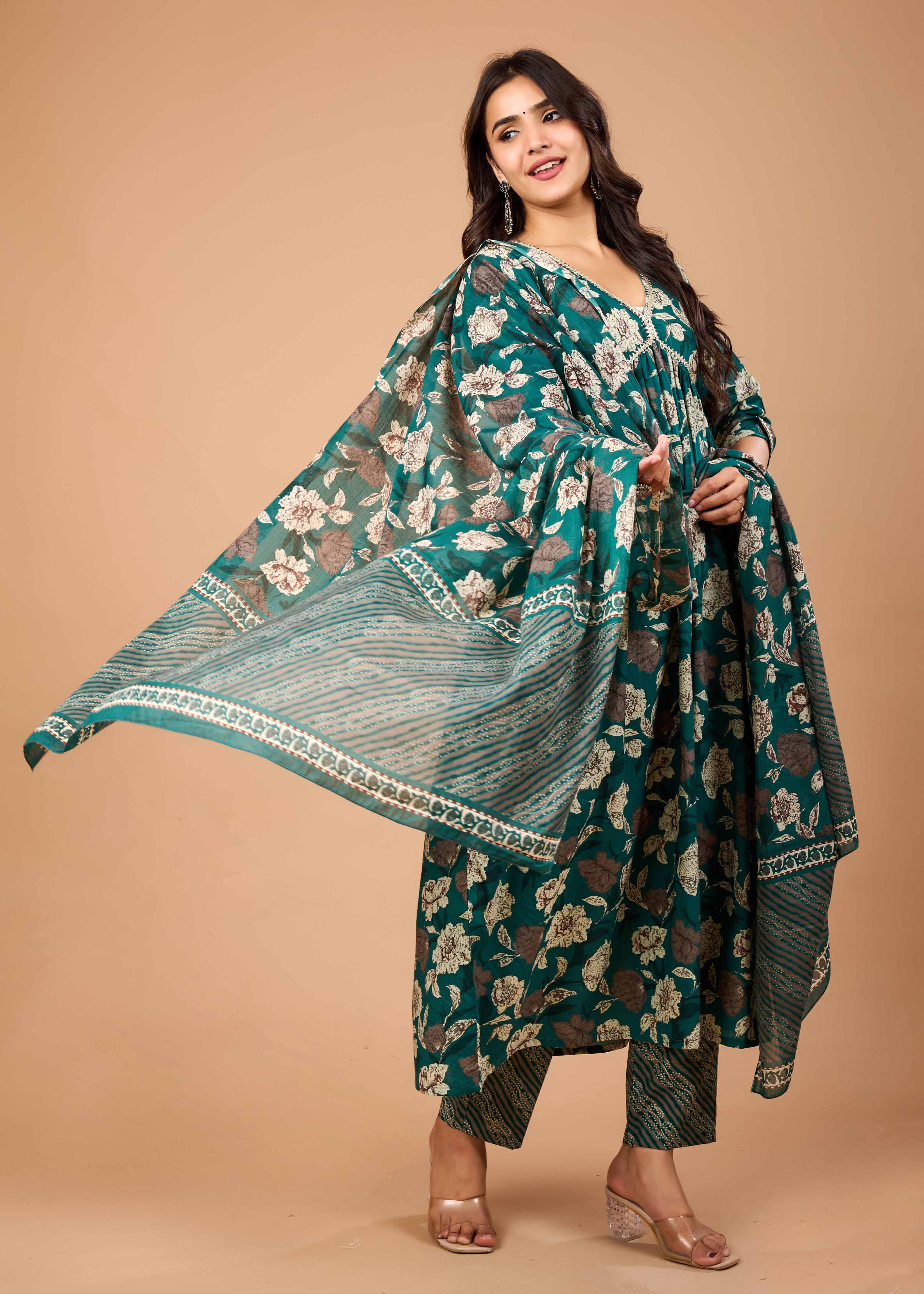 AARNA GREEN HAND CRAFTED FLORAL ANRAKALI SUIT SET