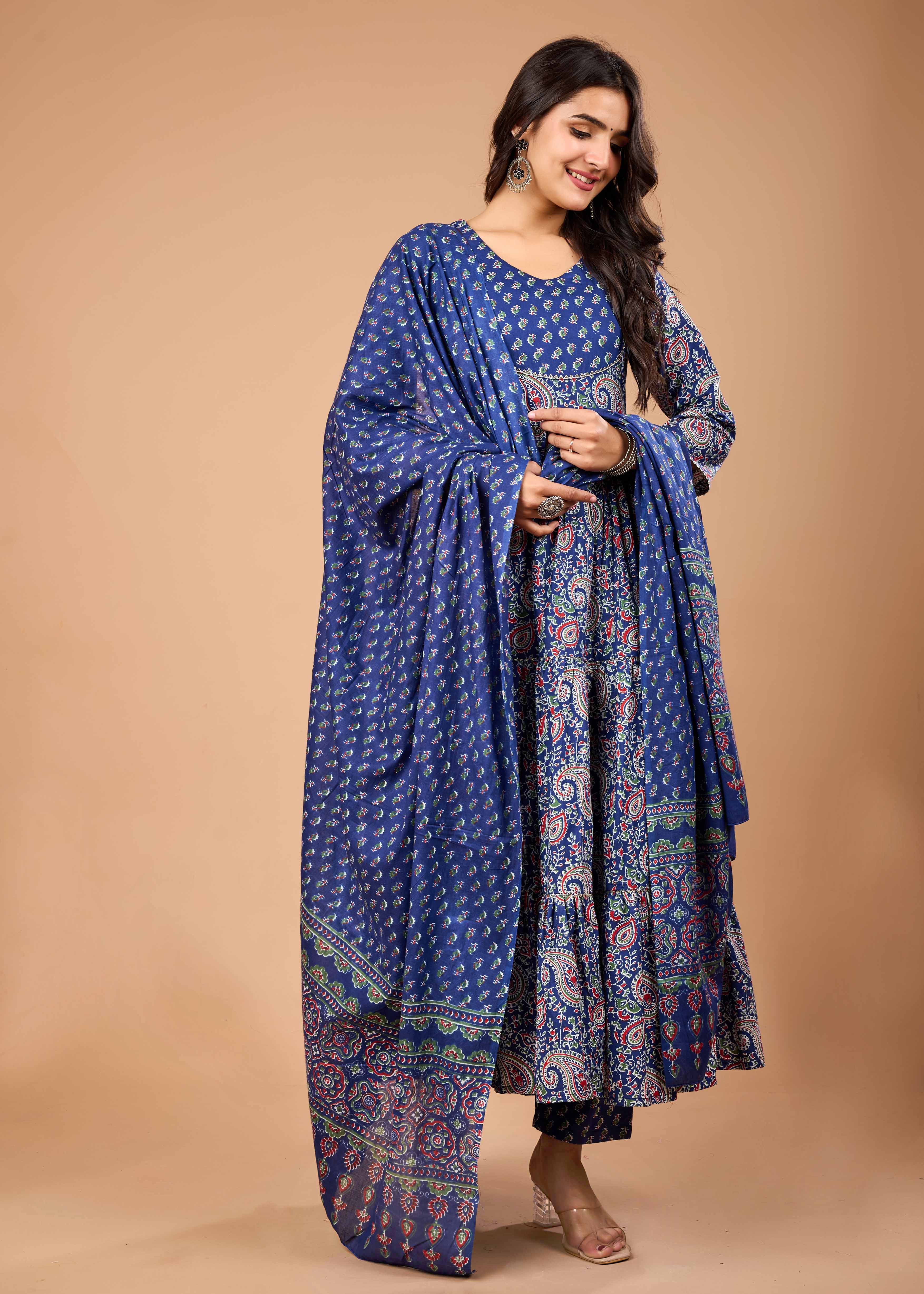 AMALIYA HAND CRAFTED FLORAL ANARKALI SUIT SET