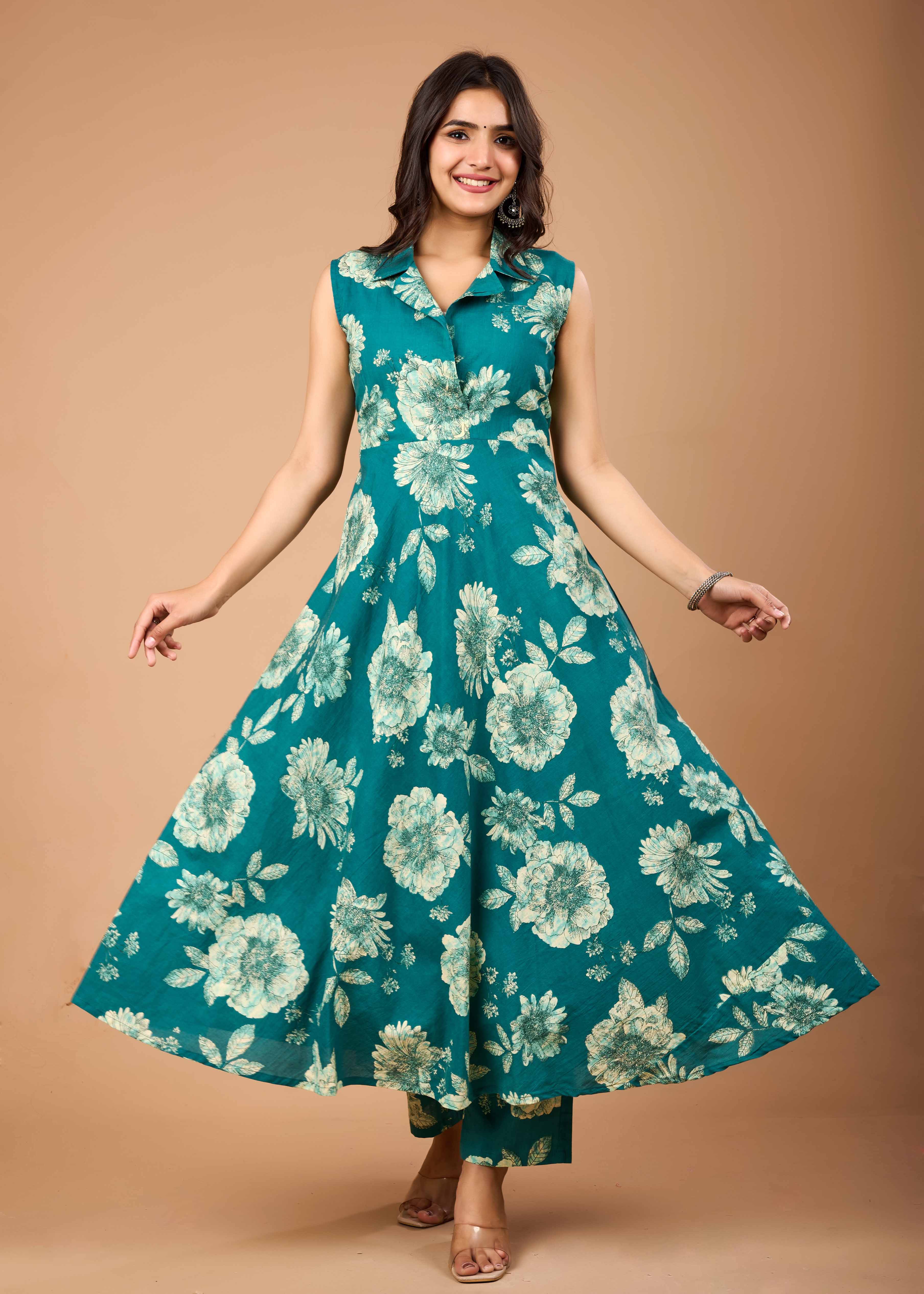 SELENA GREEN HAND CRAFTED COTTON KURTA PANT SET