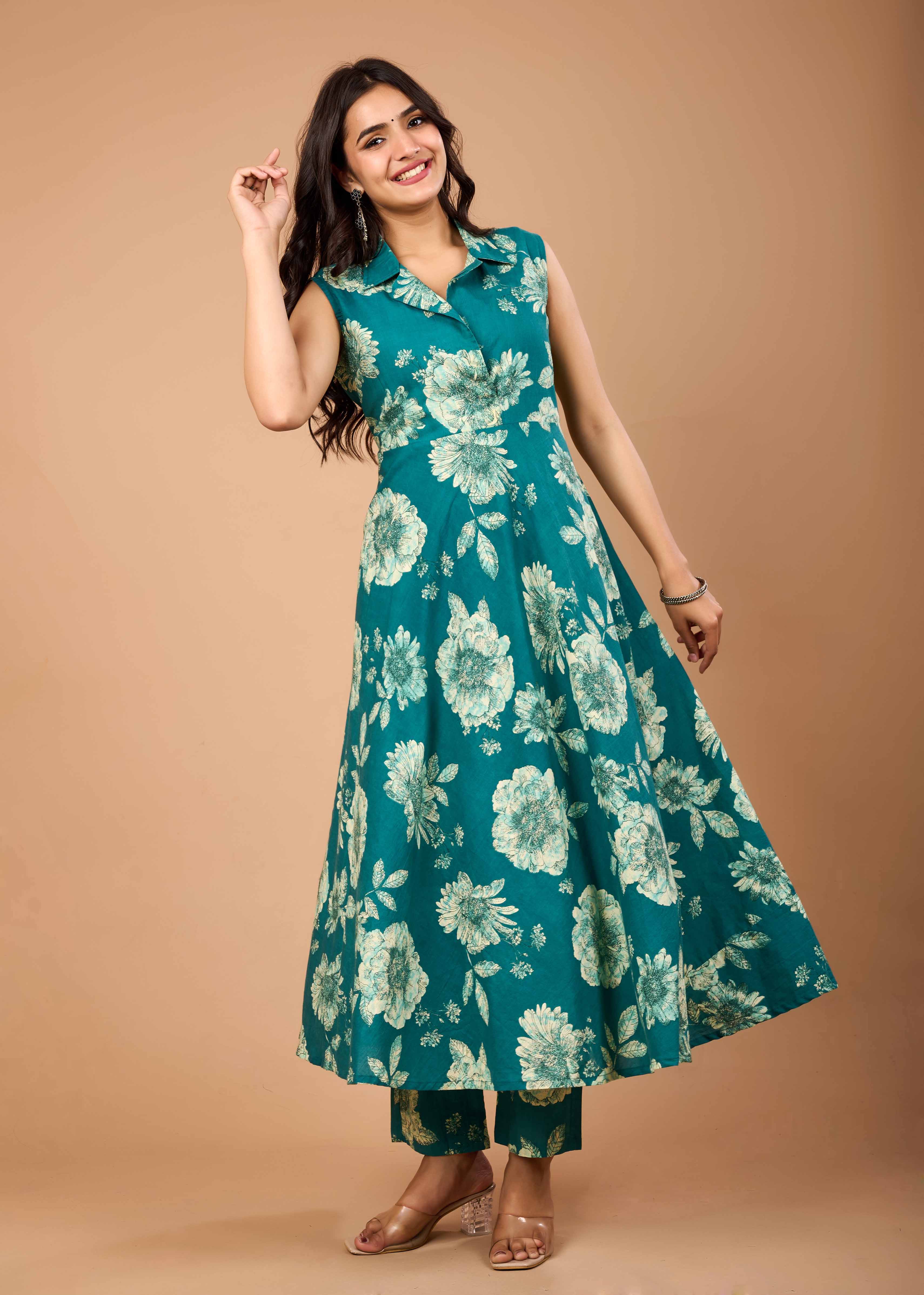 SELENA GREEN HAND CRAFTED COTTON KURTA PANT SET