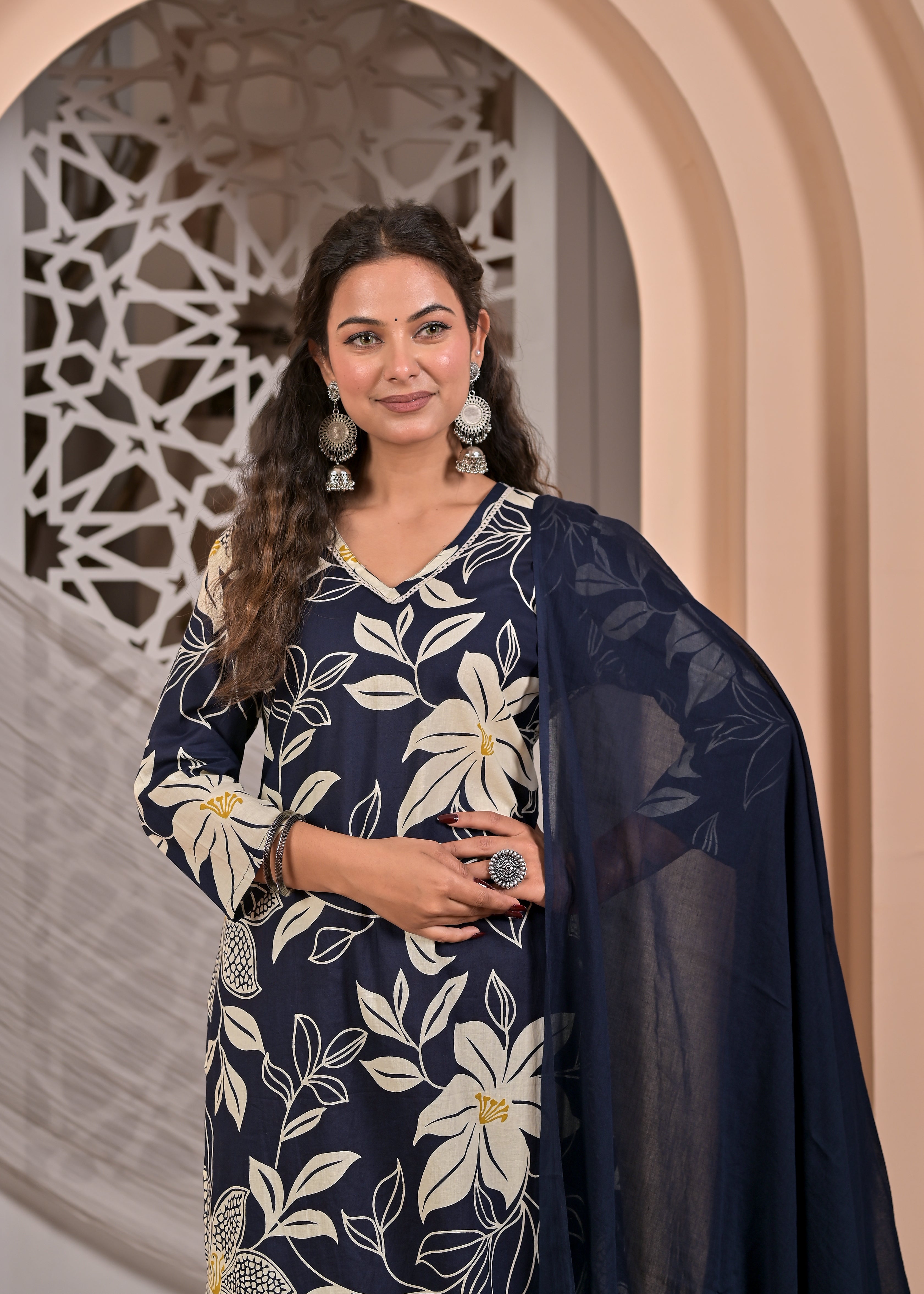 Nama’s Women Printed Ethnic Kurta Pant Set