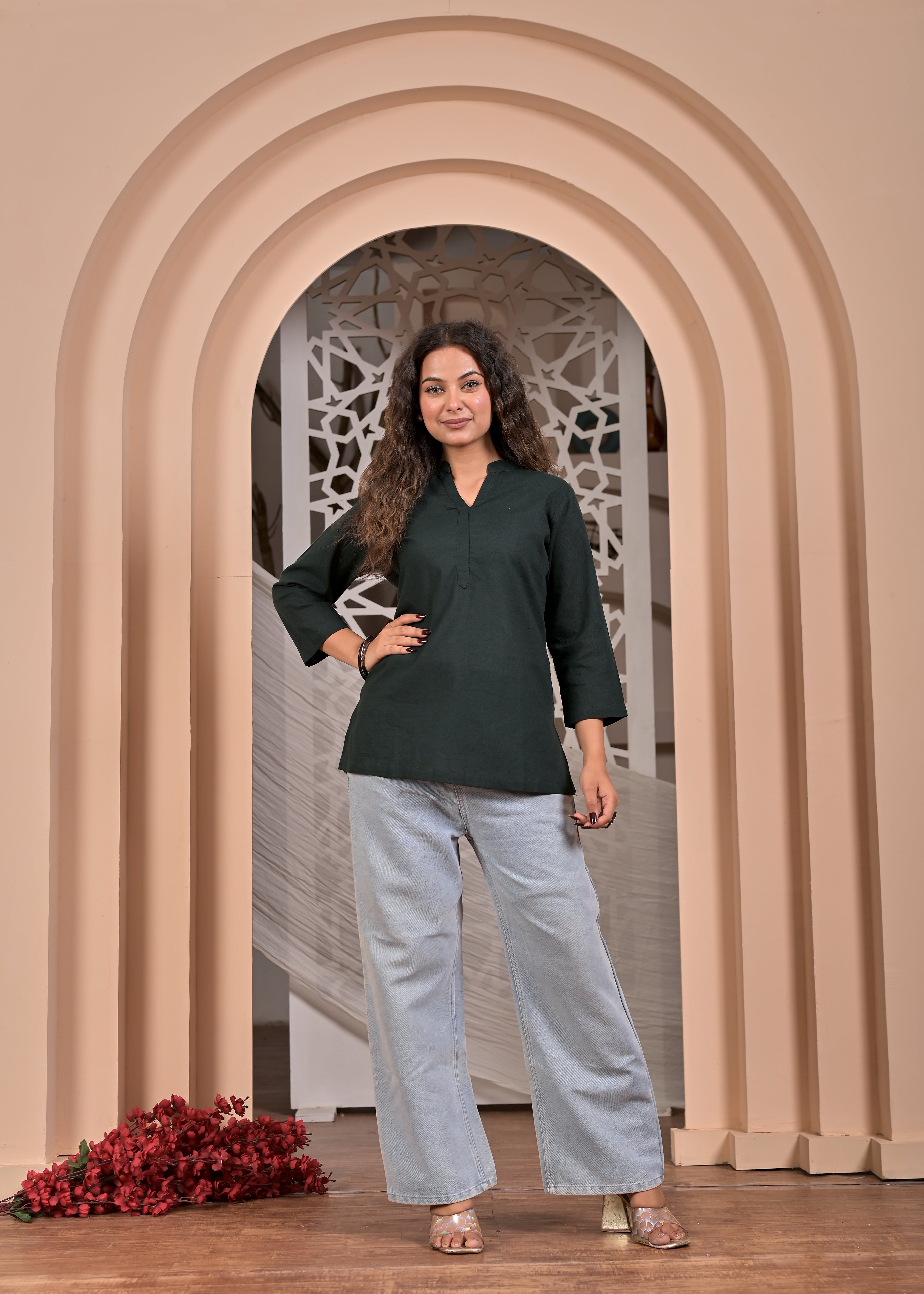 Nama’s Women Solid Black Straight Kurti Top