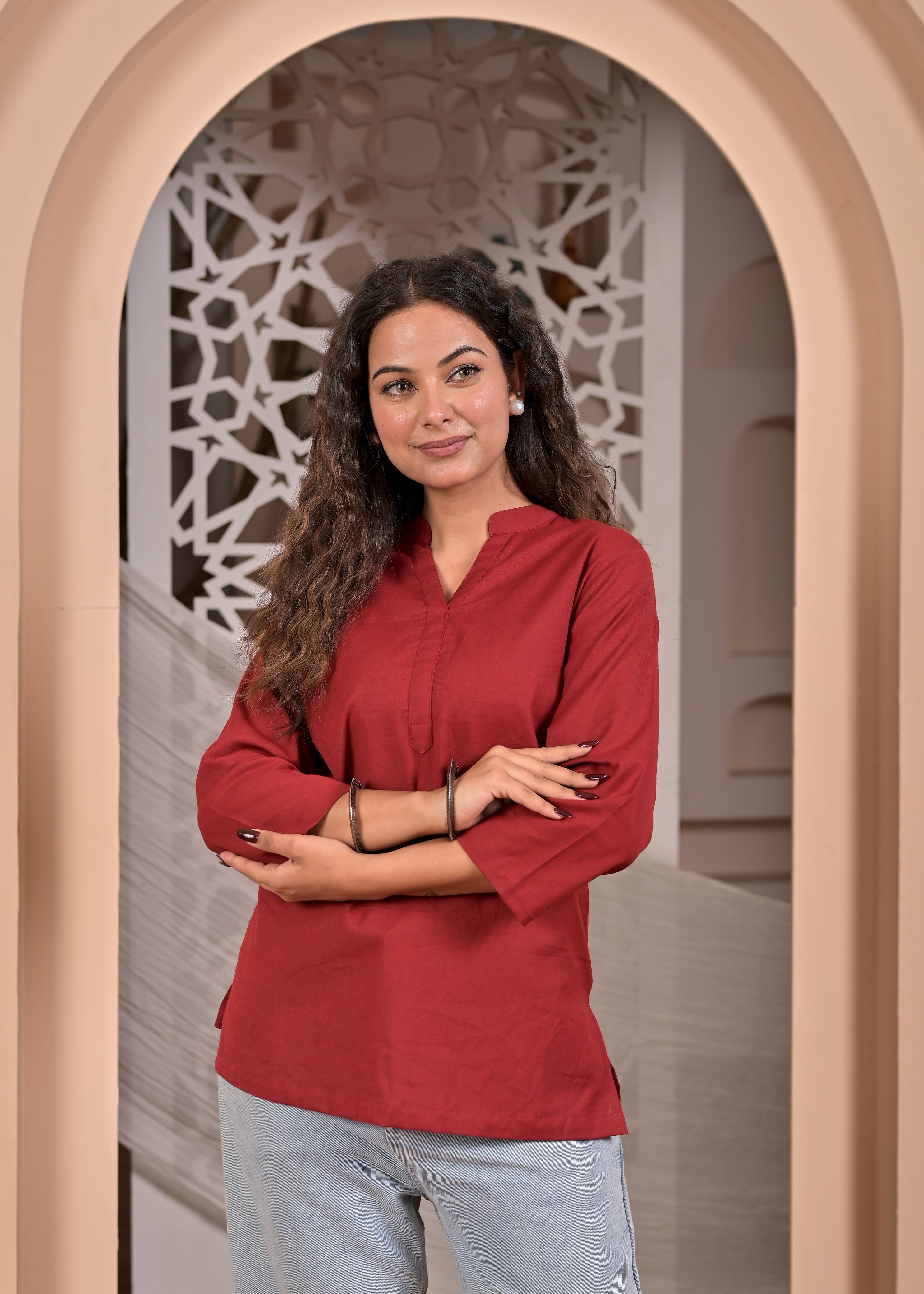 Nama’s Women Solid Black Straight Kurti Top