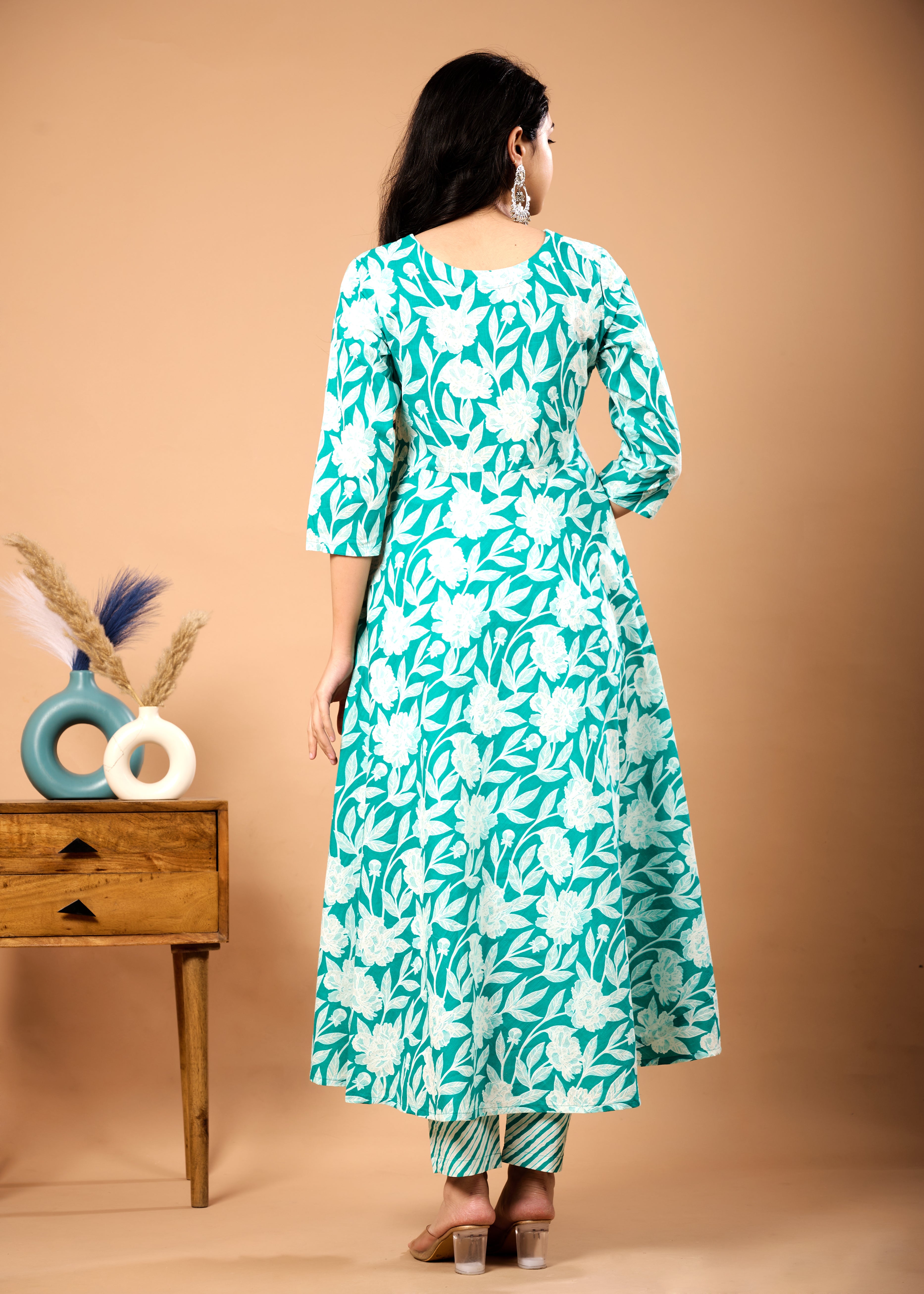 ERIN GREEN HANS CRAFTED COTTON SUIT SET