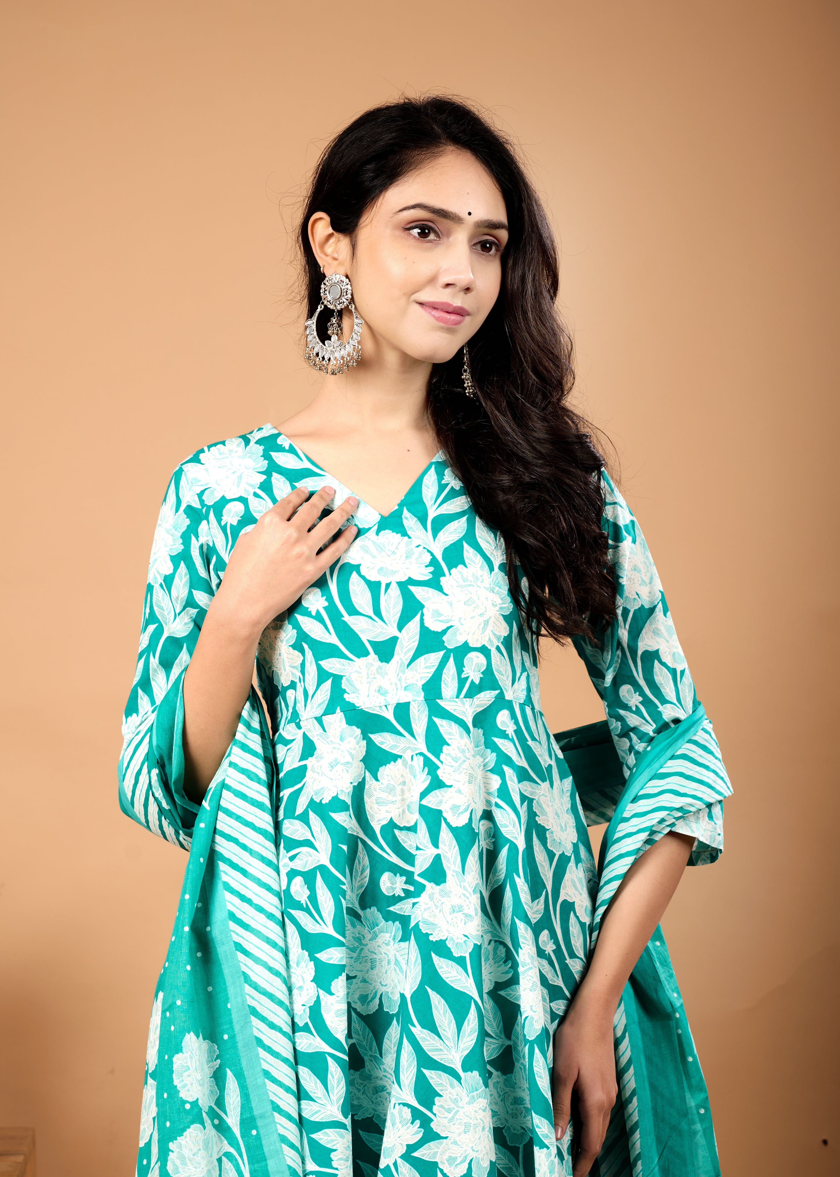 ERIN GREEN HANS CRAFTED COTTON SUIT SET