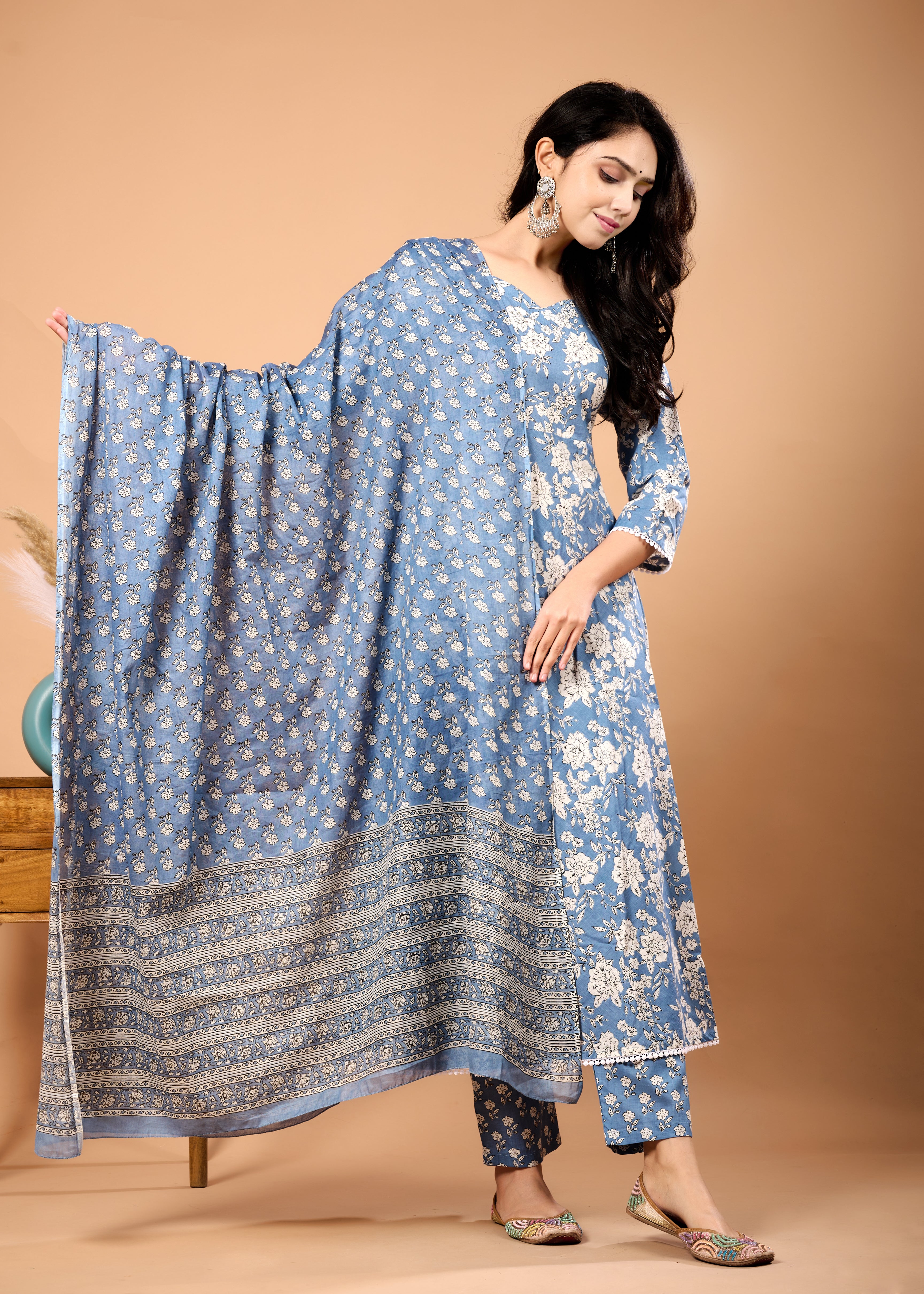 EILISH BLUE HAND CRAFTED COTTON SUIT SET