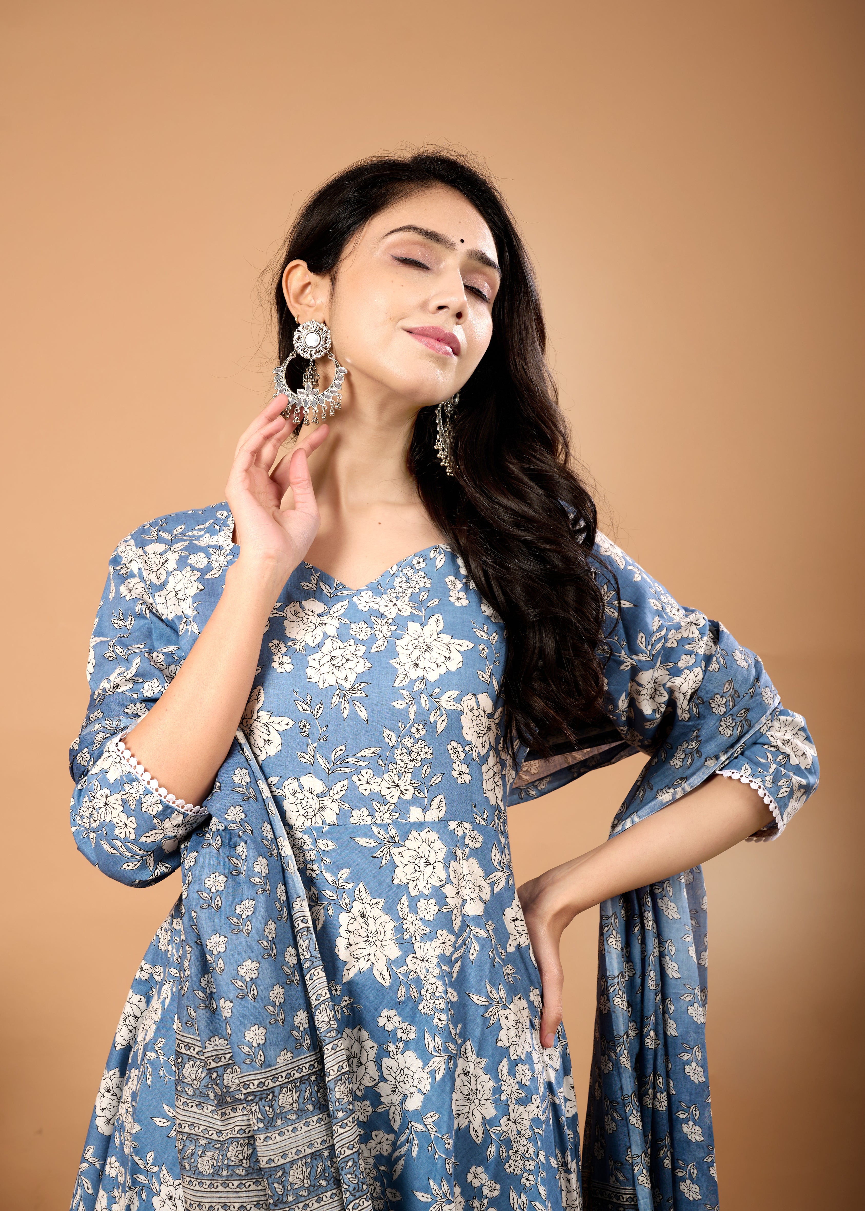 EILISH BLUE HAND CRAFTED COTTON SUIT SET