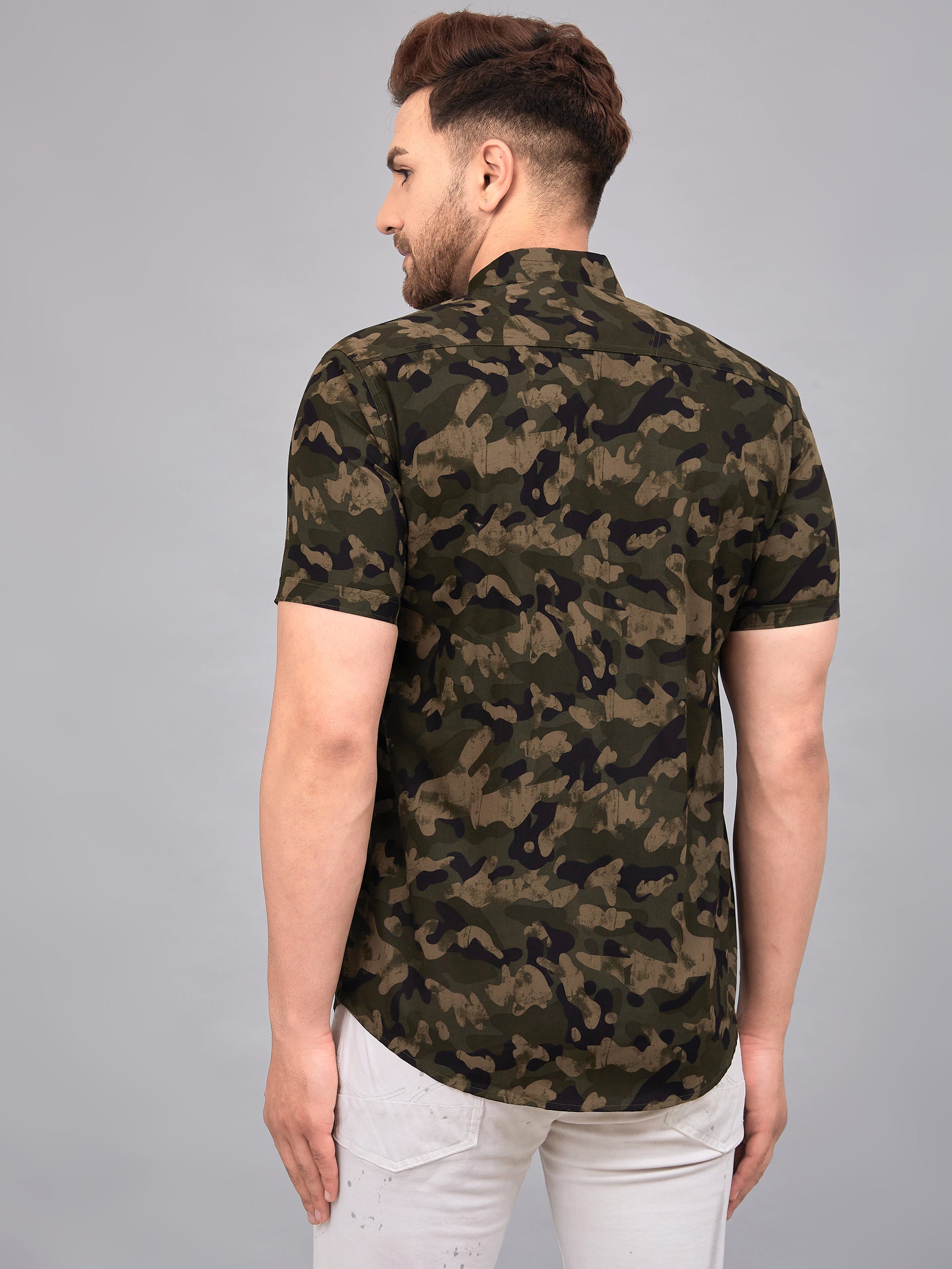 Louis Monarch's Men Regular Fit Green Printed Spread Collar Casual Half Shirt