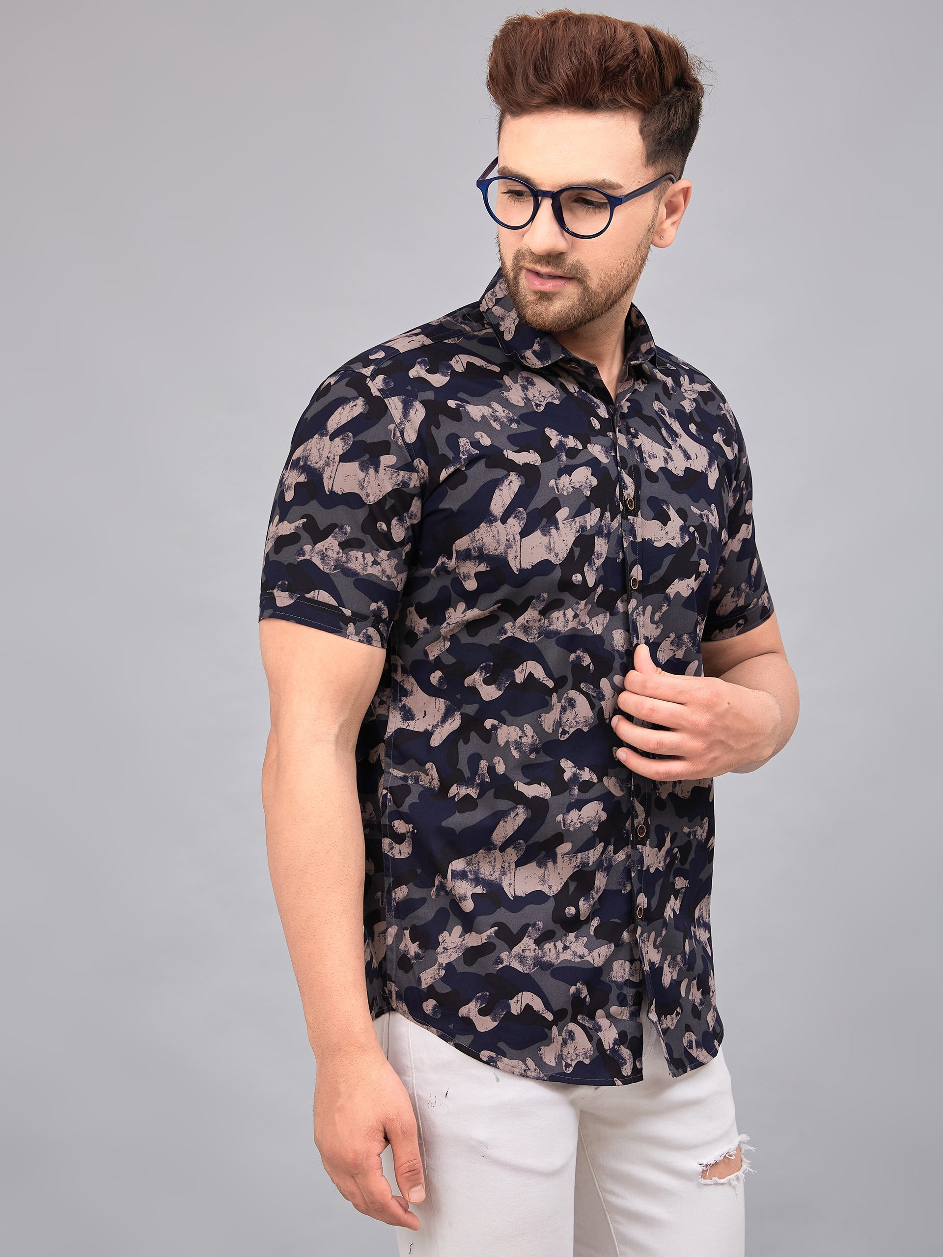 Louis Monarch's Men Regular Fit Grey Printed Spread Collar Casual Half Shirt