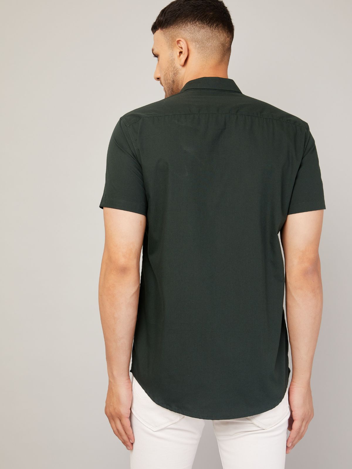 Louis Monarch's Men Regular Fit Solid Dark Green Spread Collar Casual Half Shirt