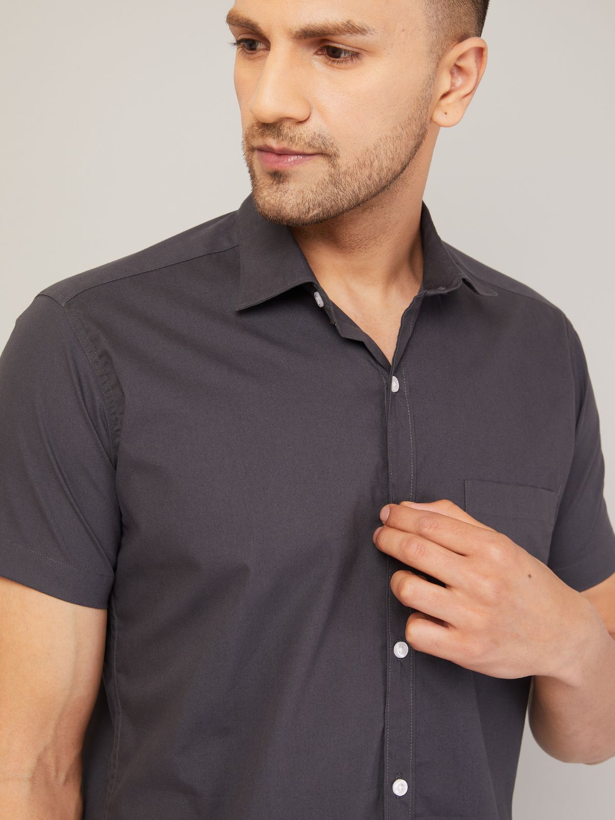 Louis Monarch's Men Regular Fit Solid Grey Spread Collar Casual Half Shirt